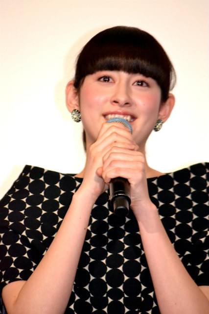 涙交じりに初主演作公開の喜びを語った早見あかり