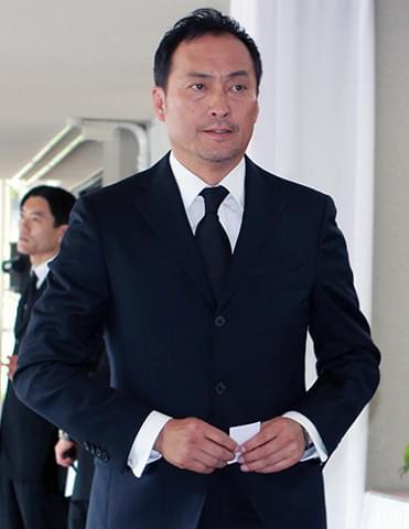 渡辺謙「いつでも顔出して」と涙 700人が蟹江敬三さんと最後の別れ