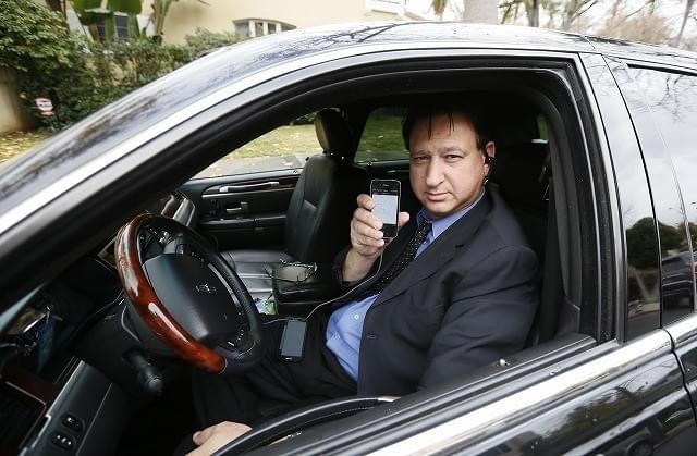 配車サービスUBER、カンヌ参加者向けにプライベートジェット提供