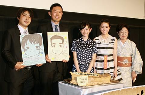 内藤剛志、還暦カウントダウンも“娘”の祝福と“母”のゲキに一念発起