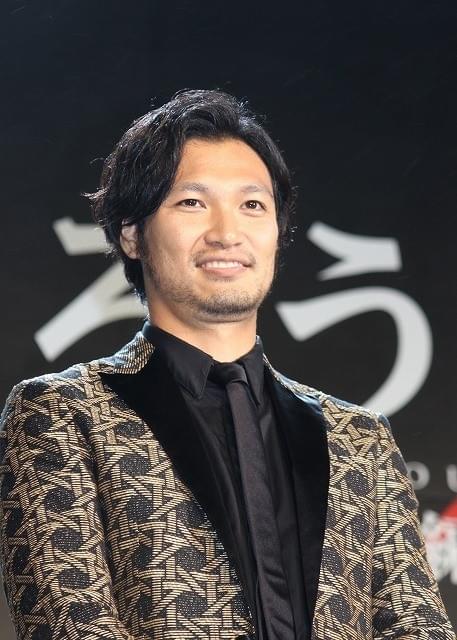 佐藤健「るろ剣」新作に手応え！どしゃ降りレッドカーペットにファン1200人