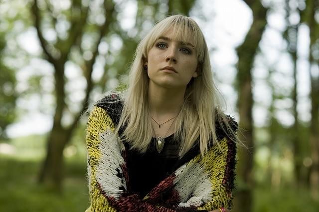 S・ローナンがパンク少女に挑戦 「わたしは生きていける」予告公開