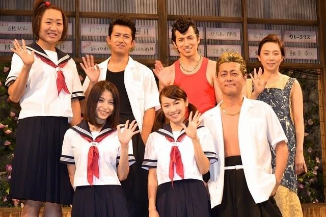 内山理名＆上原多香子、セーラー服姿に大照れ！しずちゃんは「違和感ない」