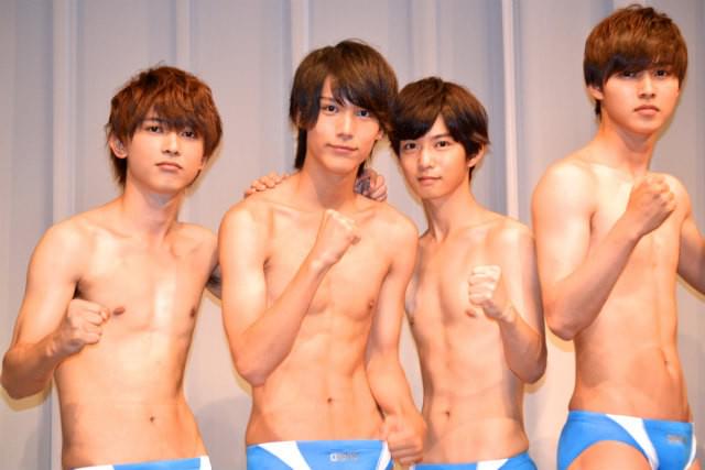 （左から）吉沢亮、中川大志、千葉雄大、山崎賢人