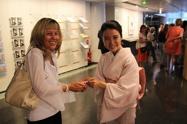 「舞妓はレディ」仏パリのファンに大ウケ、主演・上白石萌音が手ごたえ