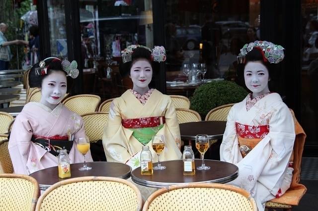 「舞妓はレディ」仏パリのファンに大ウケ、主演・上白石萌音が手ごたえ