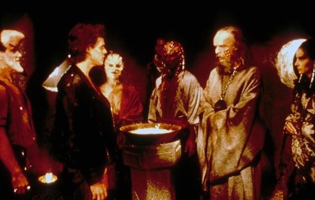 クライブ・バーカー監督、クローネンバーグ出演「ミディアン」がテレビドラマ化