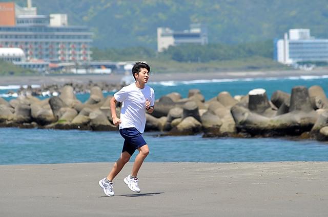 AKIRA、ドラマ「GTO」第2話で弟分・佐野玲於の頑張りに思わず涙