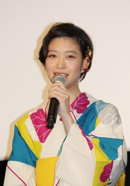 小松菜奈ら、賛否両論「渇き。」の10代キャストが浴衣で勢ぞろい