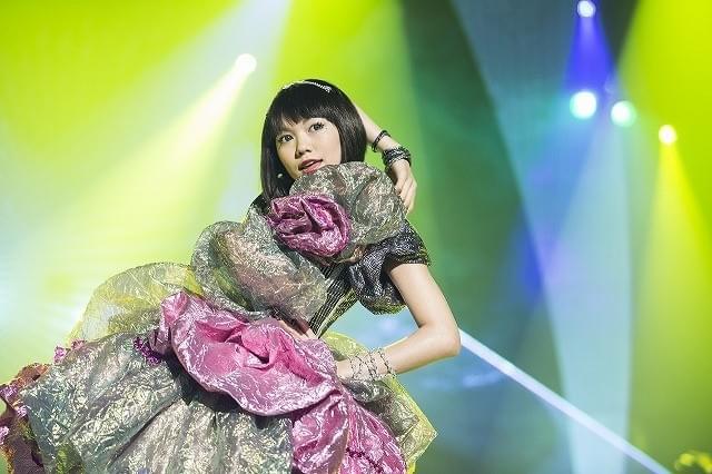 世界基準のアイドル・宇田川咲に扮した二階堂ふみ