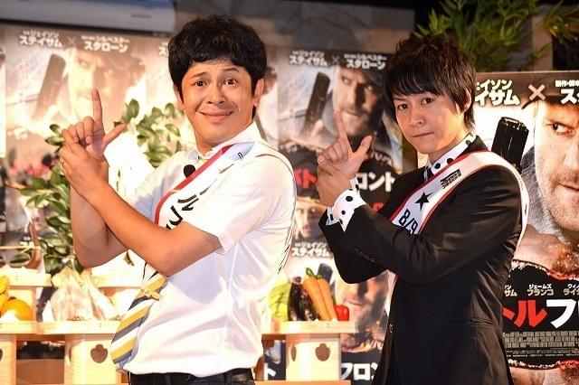 ブレイク中のお笑いコンビ「流れ星」、初の映画イベントで“肘神様”の舞を披露