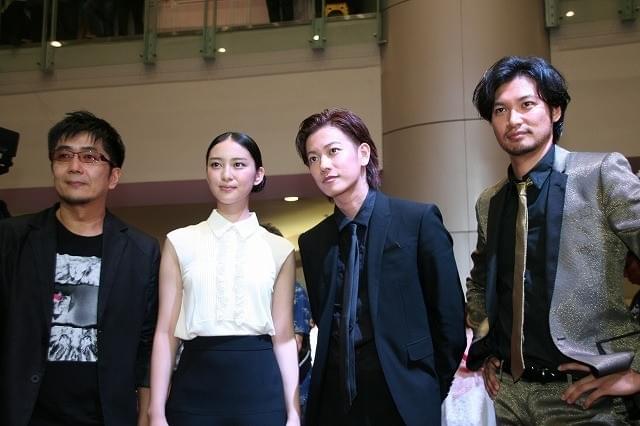 佐藤健、武井咲ら「るろ剣」引っさげ訪比！「愛してるよ」に5000人熱狂