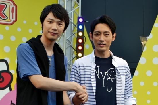 「ペテロの葬列」主演・小泉孝太郎と主題歌・近藤晃央が固い握手！