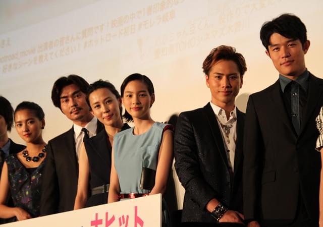 能年玲奈「ホットロード」初日挨拶で母に感謝 登坂広臣は三木監督からダメ出し