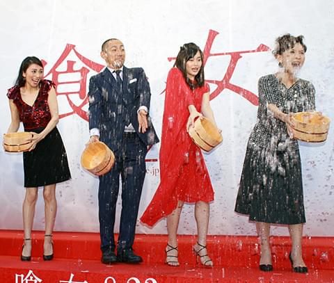 海老蔵「喰女」舞台挨拶で孤立無援に怒りの!?公開中止要請