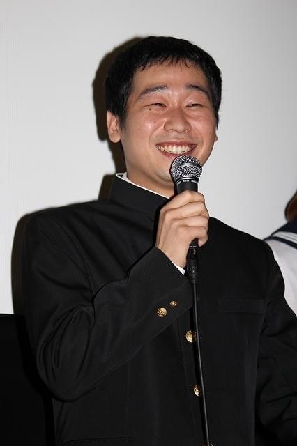 「鬼灯さん家のアネキ」主演の谷桃子、サプライズの誕生日祝いに感激！