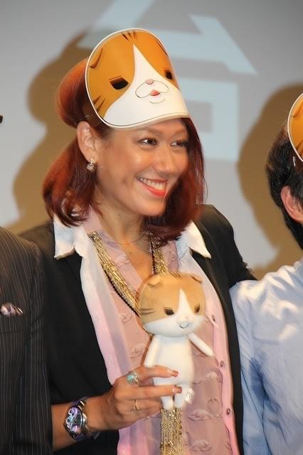 人気ショートアニメ「野良スコ」“影のフィクサー”はLiLiCo？