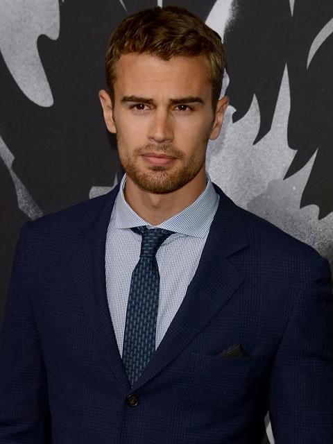 「アンダーワールド」最新作で「ダイバージェント」テオ・ジェームズが主役に