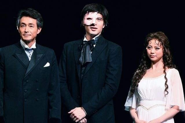 城田優「自分の顔が大嫌いだった」体験を重ねて挑む「ファントム」に客席総立ち！