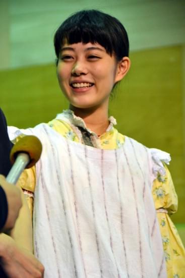 木南晴夏が高畑充希にチョークスリーパー!? 流血必至の舞台「奇跡の人」