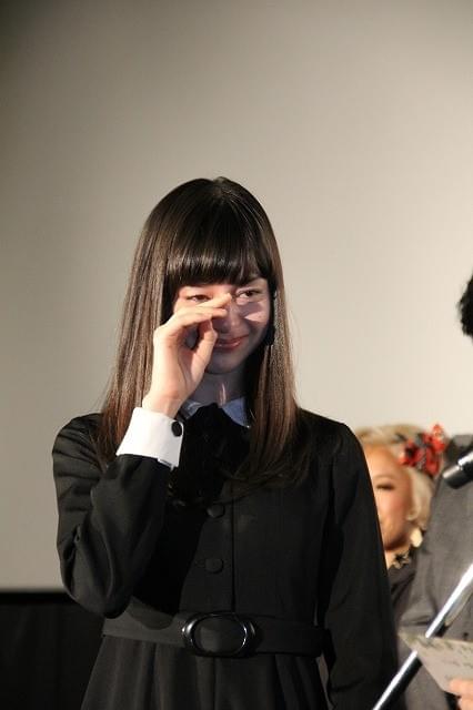 「零」主演の中条あやみ、安里監督の手紙に涙