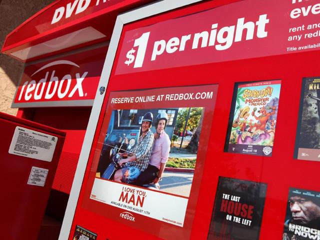 DVDレンタルの自動販売機レッドボックス