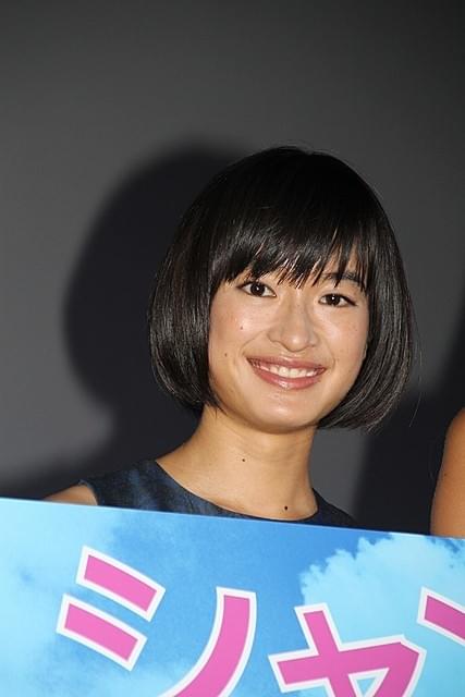 “根暗と思われがち”な門脇麦「ハジける時はハジけます」とポジティブアピール