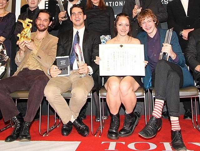 第27回東京国際映画祭は米仏合作「神様なんかくそくらえ」に栄冠！監督賞と2冠