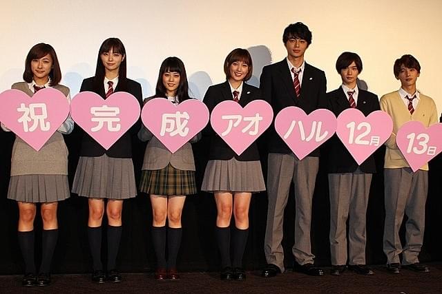 26歳・東出昌大、学生服ほめられ赤面「よせやい」