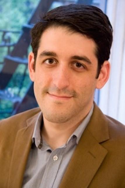 ブロードウェイ演出家イバン・ キャブネット