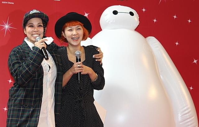 AI、実妹のサプライズに号泣！「ベイマックス」日本版エンドソングを熱唱