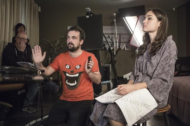 スペインの異才監督、イライジャ・ウッド主演作「ブラック・ハッカー」を語る！