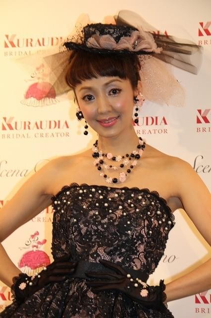 神田うの、30代最後のドレスショー 娘の顔出しはまだNG