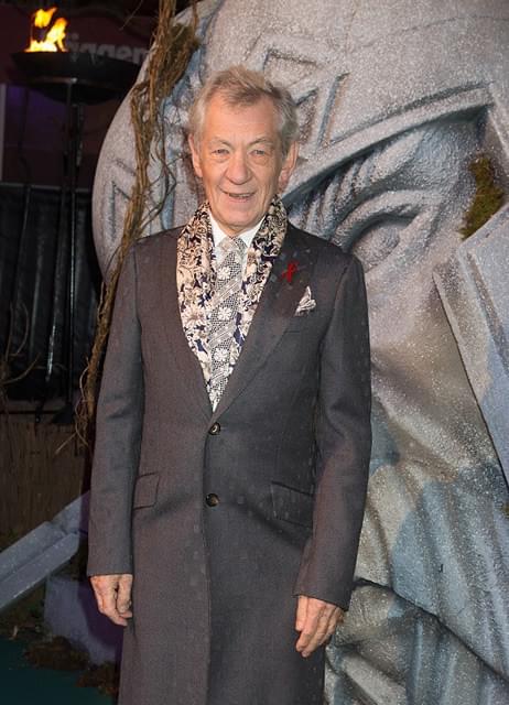 前田敦子も晴れ着で参加！「ホビット」ワールドプレミア開催！