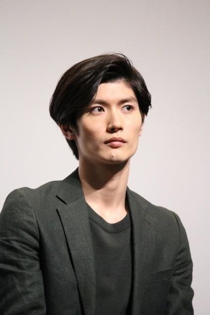 三浦春馬「早稲田映画まつり」に登場！行定勲監督の暴露にタジタジ