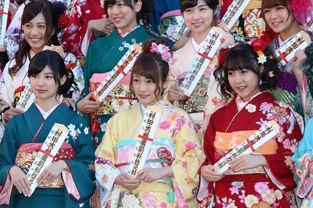 AKBグループ2015年成人式！川栄李奈は「狭間世代」と自虐