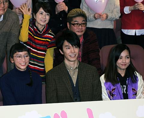 完成披露試写会に出席した 杏、長谷川博己、国仲涼子ら