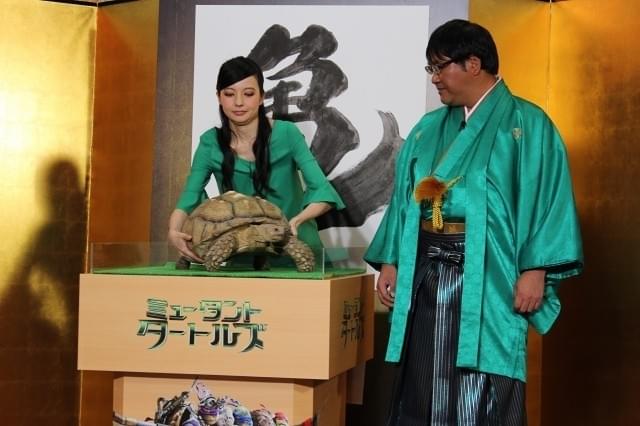 ベッキー、「ミュータント・タートルズ」は「ストーリーが素晴らしい」