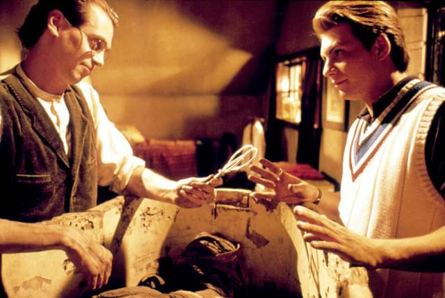 80年代のオムニバスホラーシリーズ「フロム・ザ・ダークサイド」がリメイク