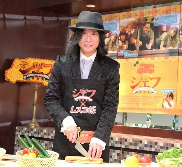 料理上手の辻仁成、多彩なレパートリー紹介 気持ちがふさぎ込んだときは「炒め料理」