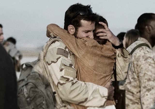 戦争と家族の間で揺れる男の葛藤を映した「アメリカン・スナイパー」本編映像公開