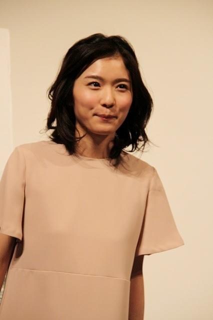 松岡茉優、2週連続で誕生日祝福され大テレ「汗がしみてくる…」