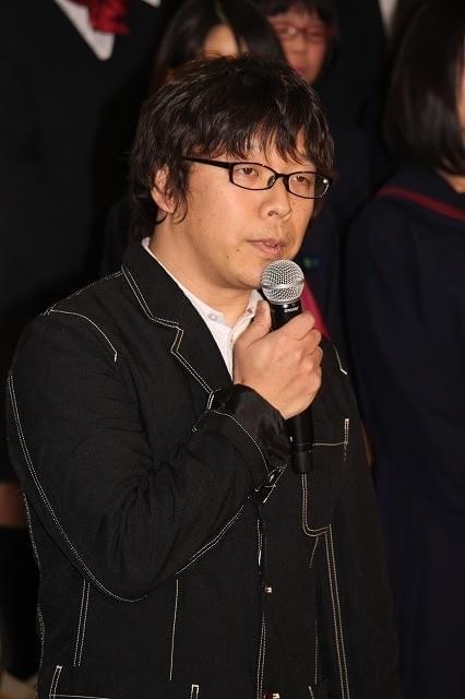 新垣結衣、国分寺第三中学校をサプライズ訪問！撮影協力の生徒たちに感謝