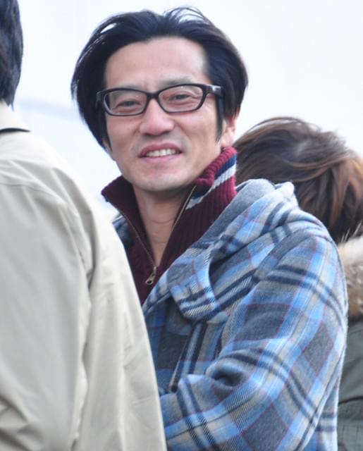 夕張到着の松岡茉優、メロン熊に「気持ち悪い（笑）」 市民は松田龍平に大歓声