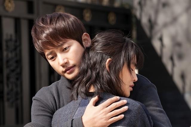 パク・シフが“殺人鬼”から献身的な“子犬系男子”に！「君の香り」公開決定