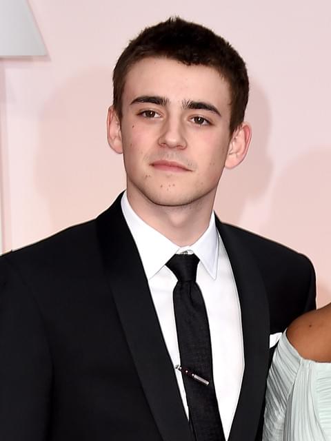 デビッド・フィンチャーのコメディドラマが主演交代