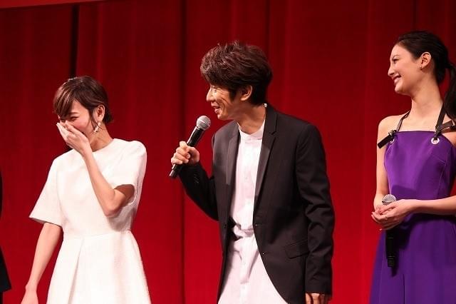 松坂桃李、セックス依存症の医師役で“前貼り”に初挑戦