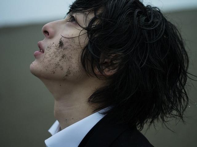 注目俳優・高杉真宙×カメラマン須田卓馬、撮り下ろし作品をウェブ連載