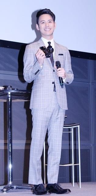 妻夫木聡、仏パリのオペラ座屋上で新CMを撮影！日本初の試みに「貴重な体験」