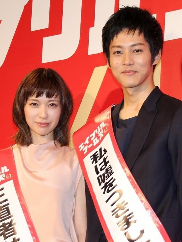 戸田恵梨香、松坂桃李の「貧乳好き」告白に爆笑